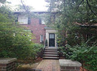 82 Carlton St, Brookline, MA 02446