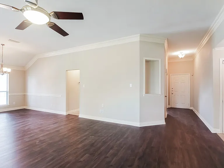 1 Charleston Ct — Photo 5