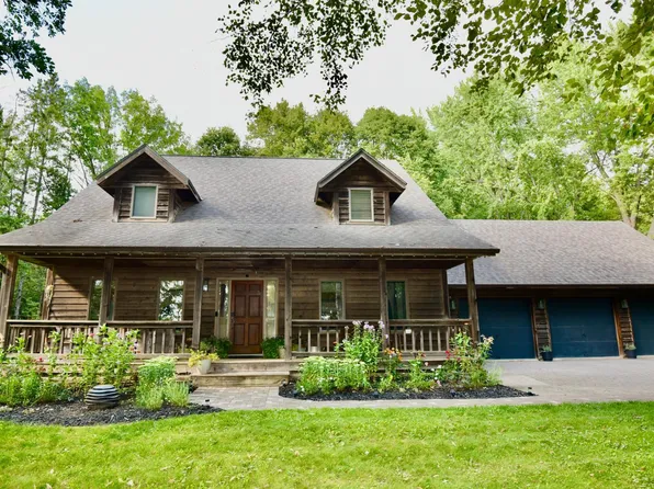 10308 150th St, Milaca, MN 56353