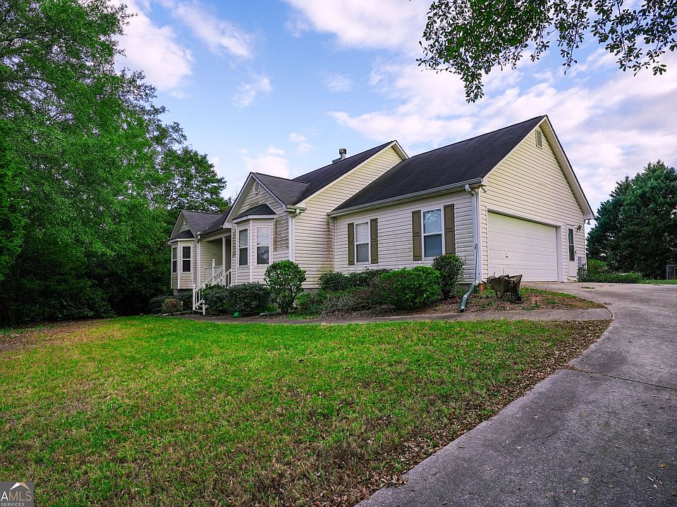 1st image of 207 Cottonwood Ct