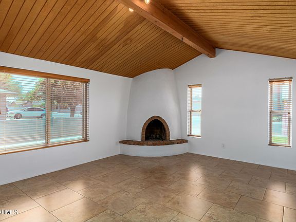 5th image of 5514 W Barbara Ave