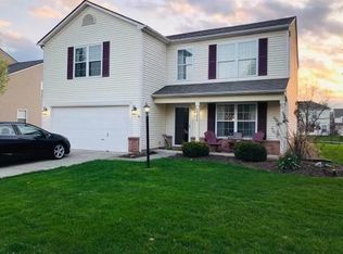12018 Royalwood Dr, Fishers, IN 46037