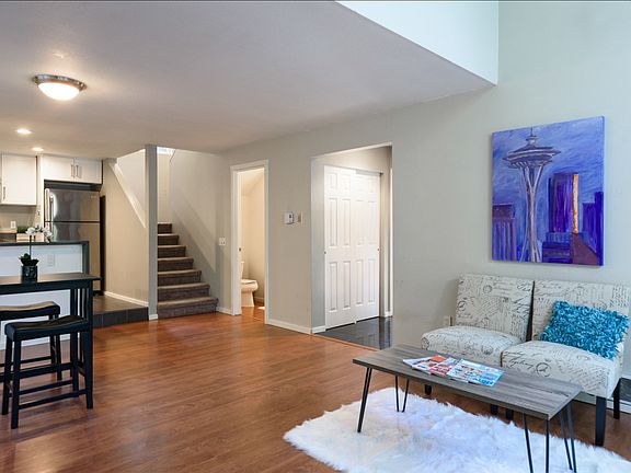 5th image of 14139 NE 78th Ct
