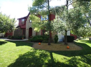 5491 Old Pond Dr, Dublin, OH 43017