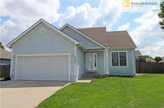 Move In Ready with Main Level Master!