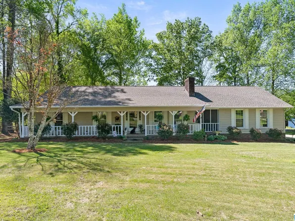 124 Hickory St, Childersburg, AL 35044