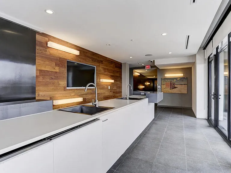 Clubhouse Kitchen