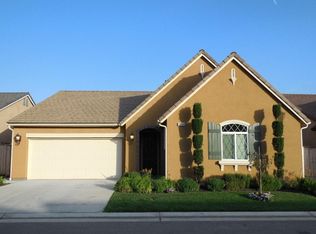 3856 Chessa Ln, Clovis, CA 93619