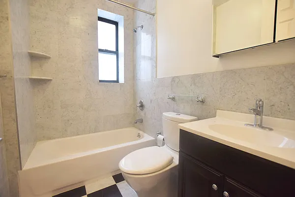 Rented by Bold New York | media 21