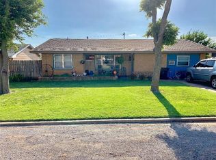 110 Circle Dr, Sentinel, OK 73664