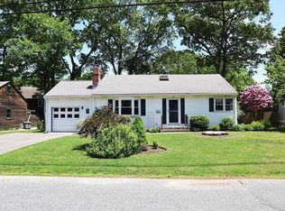 54 Florissant Ave, Framingham, MA 01701