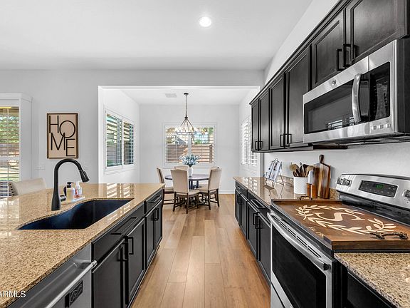 3rd image of 2459 E LINDRICK Drive