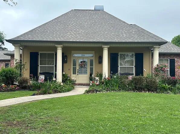 208 Salvador Dr, Lafayette, LA 70507