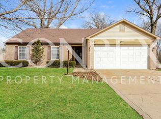 579 Old Farm Rd, Danville, IN 46122