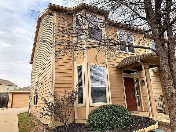2nd image of 4133 Macy Ln