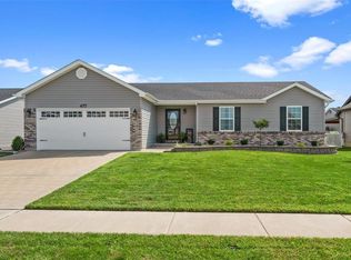 477 Honeysuckle Creek Dr, Wentzville, MO 63385