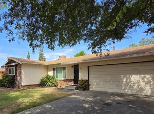 1423 S Whitney Ave, Fresno, CA 93702