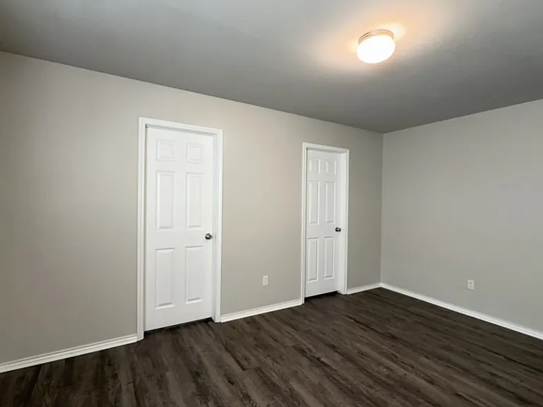 1928 Timber Dale Dr — Photo 11