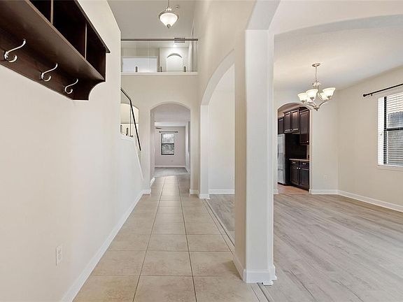 3rd image of 1315 MOSS CREEK LN