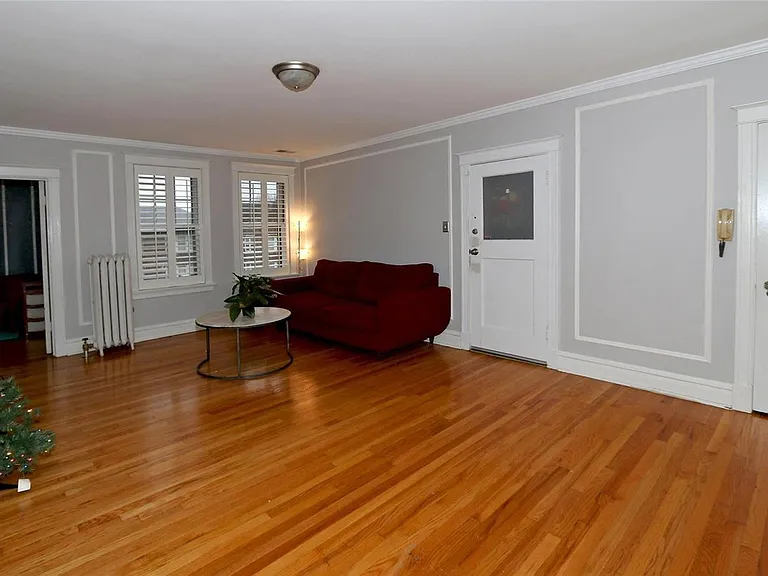 6226 Northwood Ave #3W — Photo 5