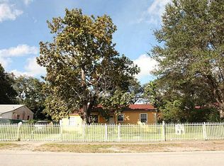 1427 NW 101st St, Miami, FL 33147