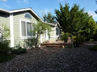 889 32nd Pl, Florence, OR 97439