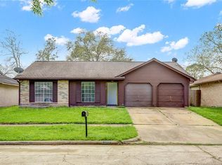 6918 Blue Ridge Dr, Richmond, TX 77469
