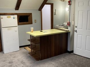 186 Crescent St #3, Athol, MA 01331