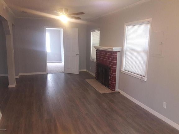 3rd image of 3510 Stillman St