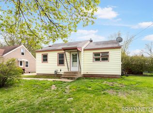 840 Kentfield St SW, Wyoming, MI 49509