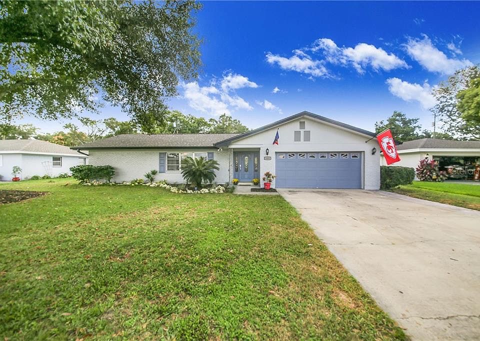 1st image of 109 Holmes Pl
