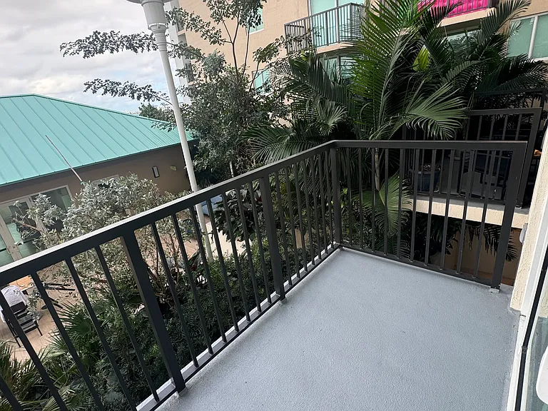602 E Dania Beach Blvd #630 — Photo 8