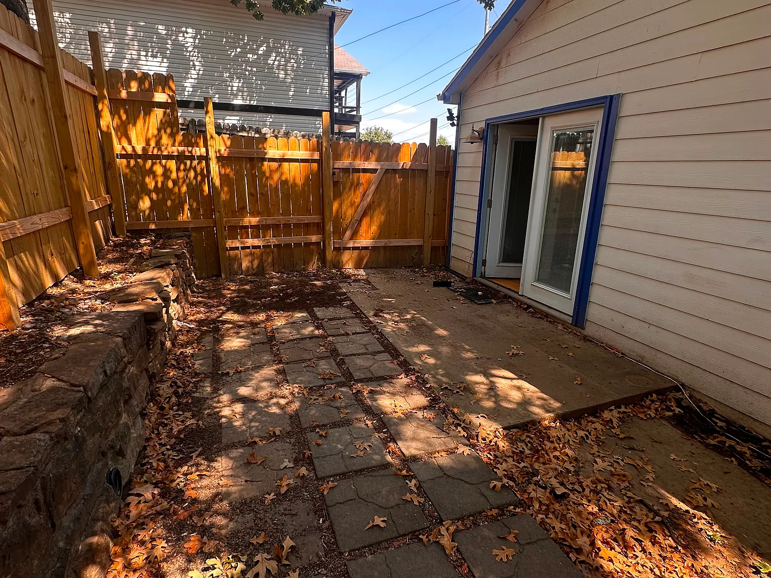 Studio, 400 sqft, $775 — Photo 2