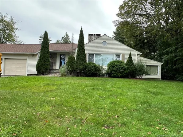 1600 Straits Turnpike, Middlebury, CT 06762