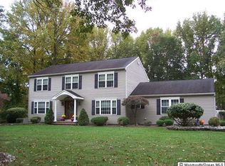 81 Radcliffe Dr, Lincroft, NJ