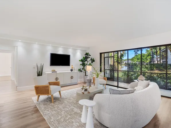 6800 Willow Wood Drive #907, Boca Raton, FL 33434