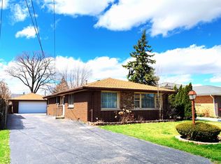 7534 S Octavia Ave, Bridgeview, IL 60455