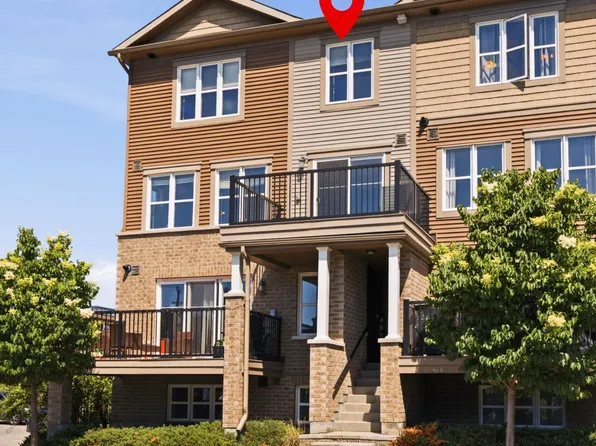 528 Clearbrook Dr, Ottawa, ON K2J 5X5