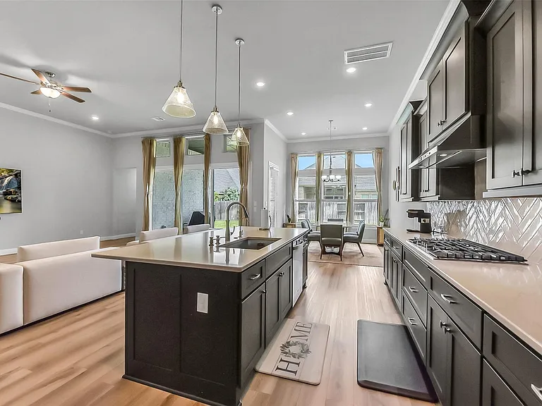 11927 Carillon Forest Dr — Photo 13
