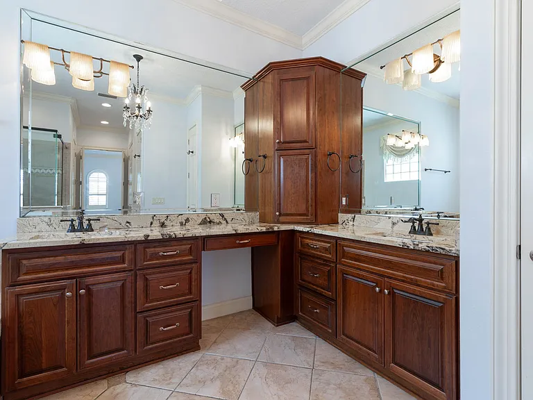 262 Yacht Harbor Dr — Photo 29