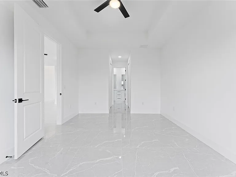 910 Atherton Ave — Photo 11