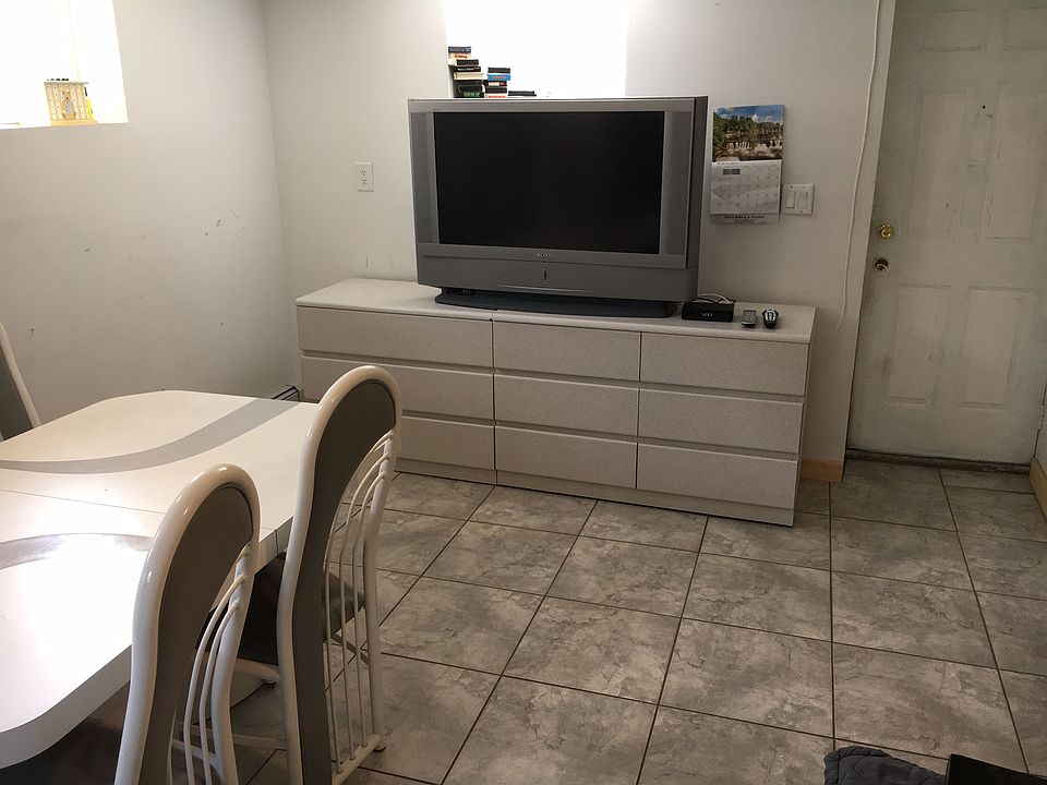 2nd image of 1815 E 21st St #1