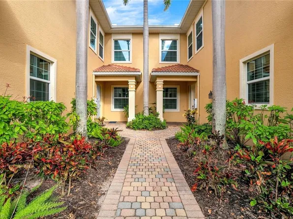 6029 Trophy Dr, Naples, FL