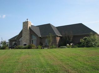 3801 Schmitt Rd, Wadesville, IN 47638