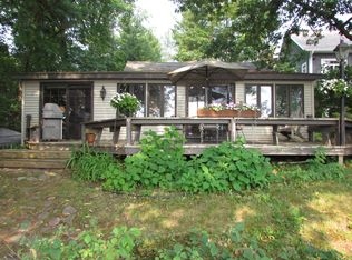 N2826 Rainbow Dr, Waupaca, WI 54981