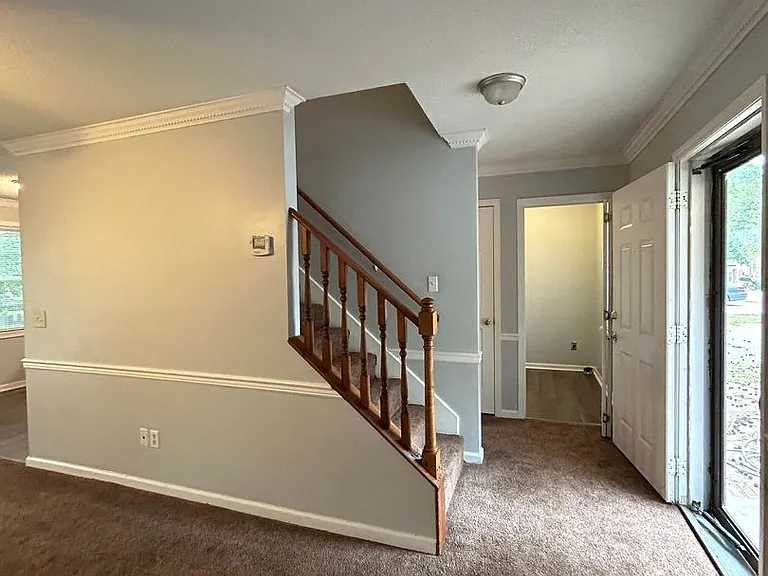 1 Crescent Ln #1 — Photo 16