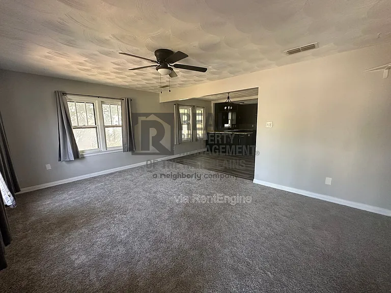 3007 S Washington St — Photo 7