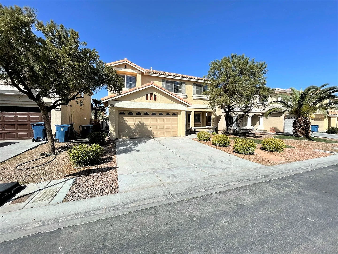 Two-story 4 BR & 3 BA designs offer luxurious amenities both indoors and out! — Photo 2