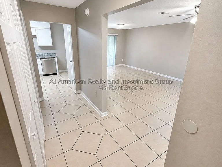 939 Tanager Rd #8 — Photo 5