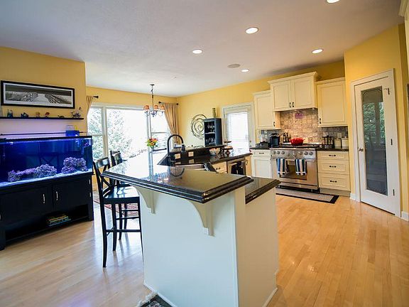 2nd image of 11105 Sweetwater Path